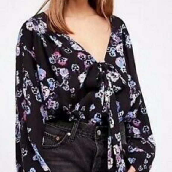 Intimately Free people tie front bell sleeve bodysuit b’ouse - Picture 2 of 8